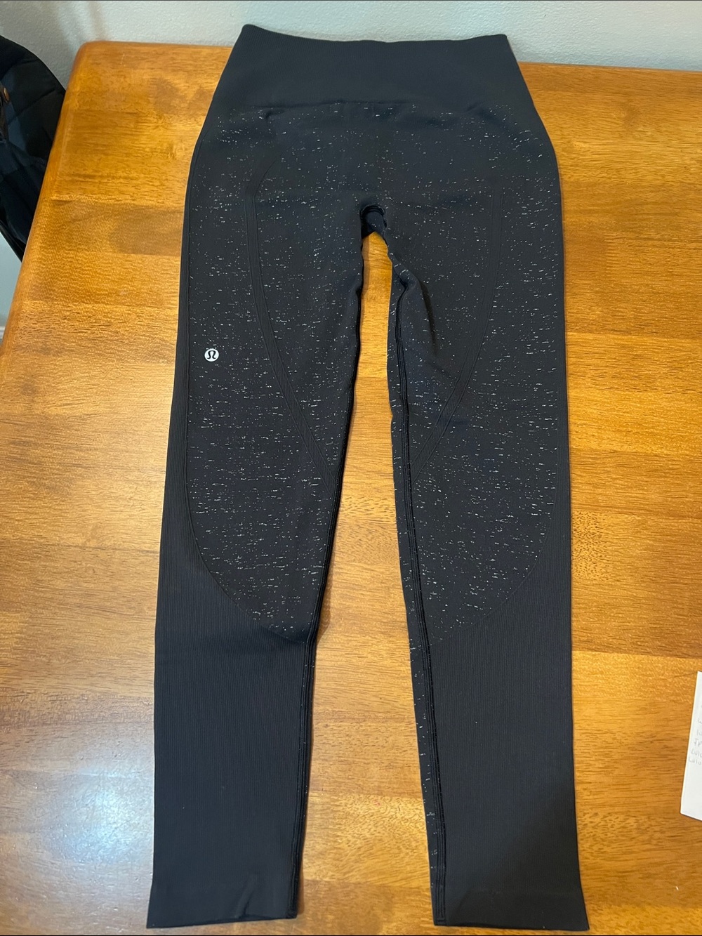 lululemon Black Speckled Active Leggings Size 8